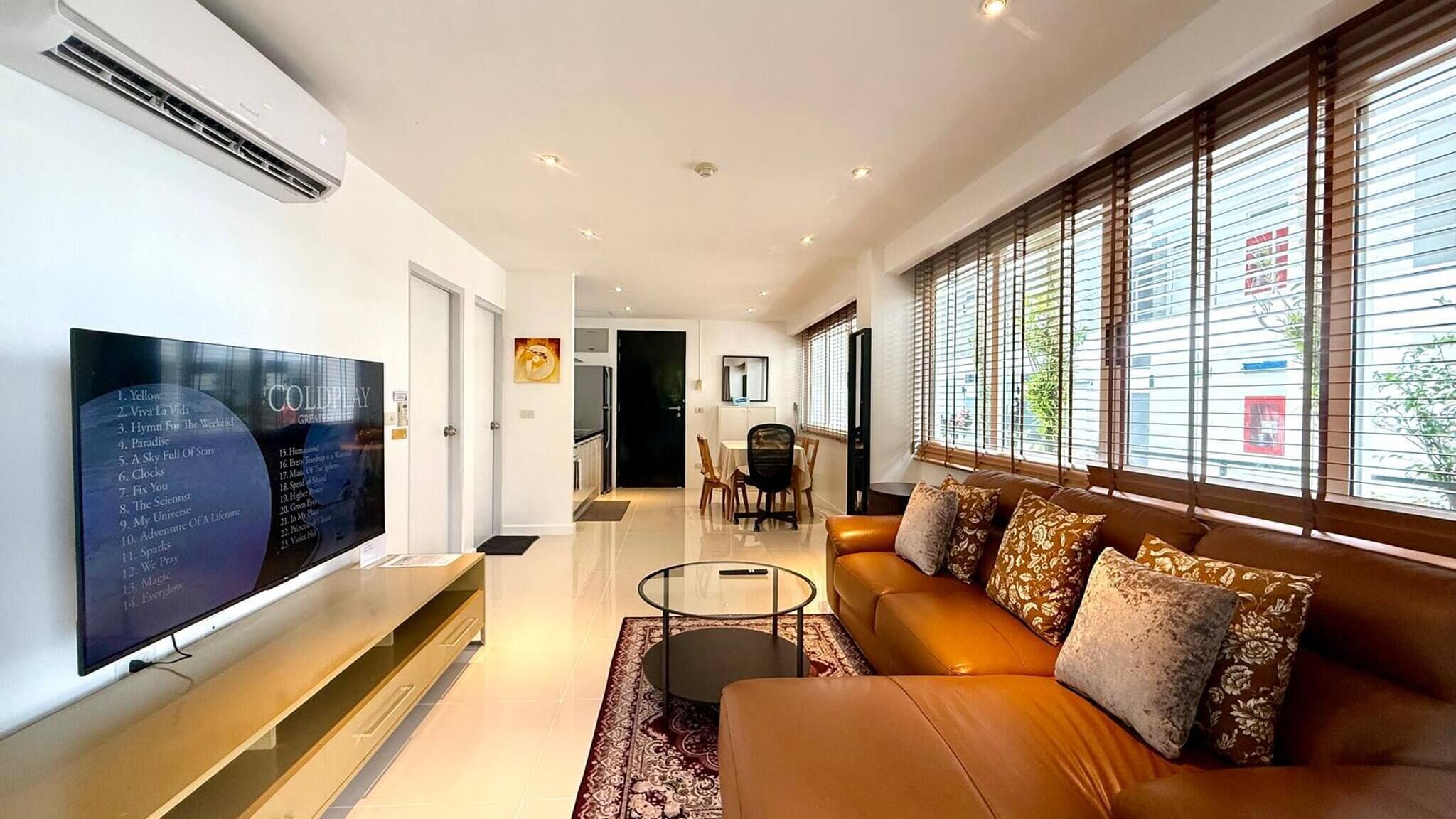 Condo, 1 phòng ngủ, phù hợp cho người khuyết tật, ban công | Phòng khách