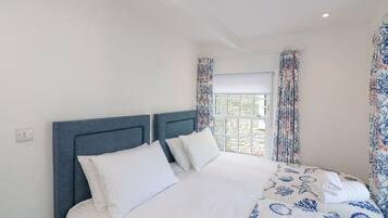 2 bedrooms, individually decorated, individually furnished, free WiFi