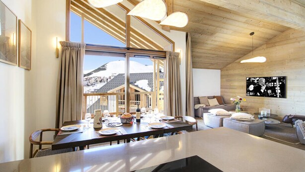 Interior - Phob41 Magnificent Top-floor Apartment, Very Spacious and Bright, at the Foot of the Slopes (Huez)