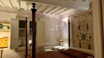 Bügeleisen/Bügelbrett, WLAN, Bettwäsche