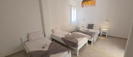 1 chambre, literie fournie