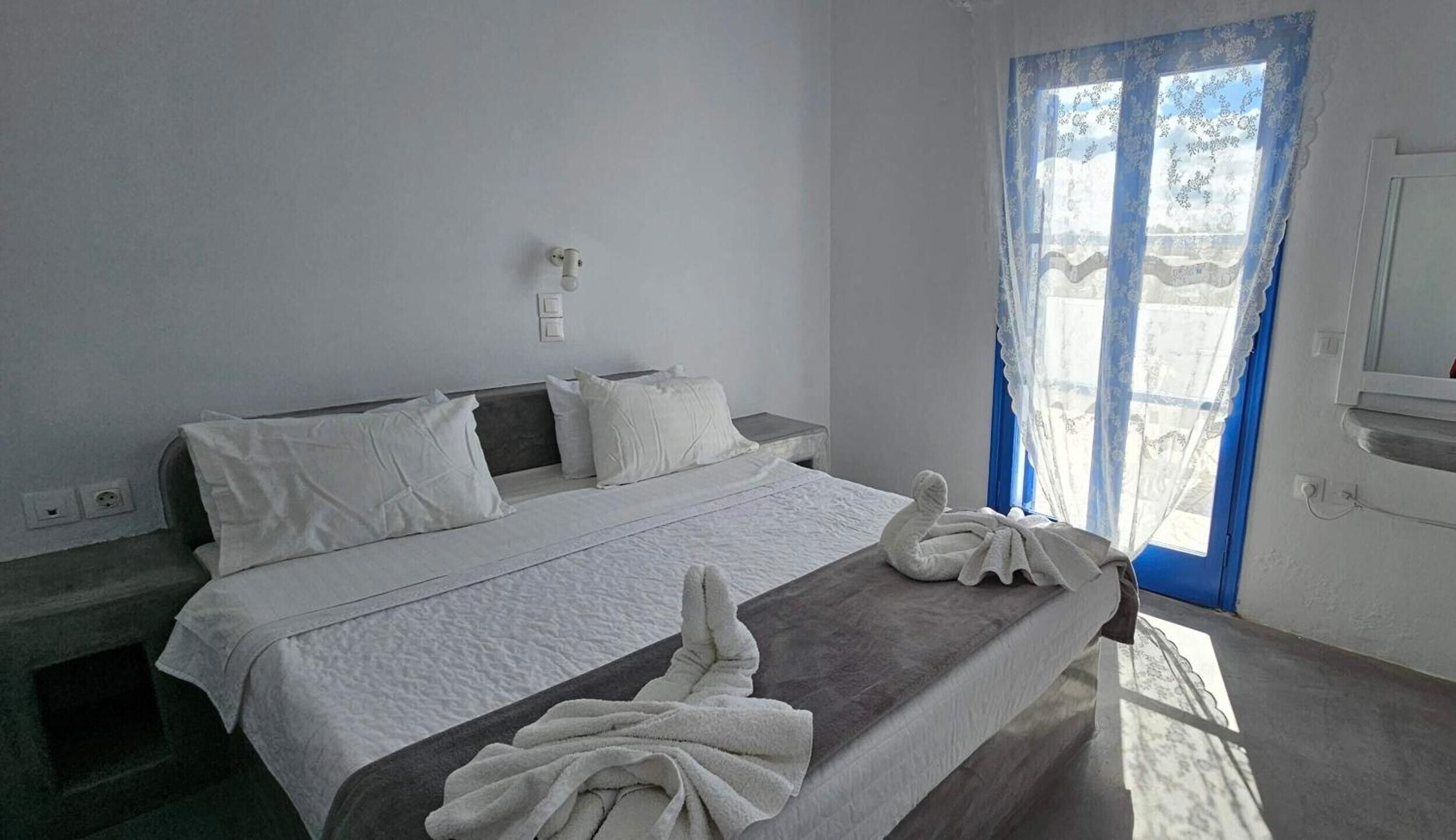 1 quarto, roupa de cama