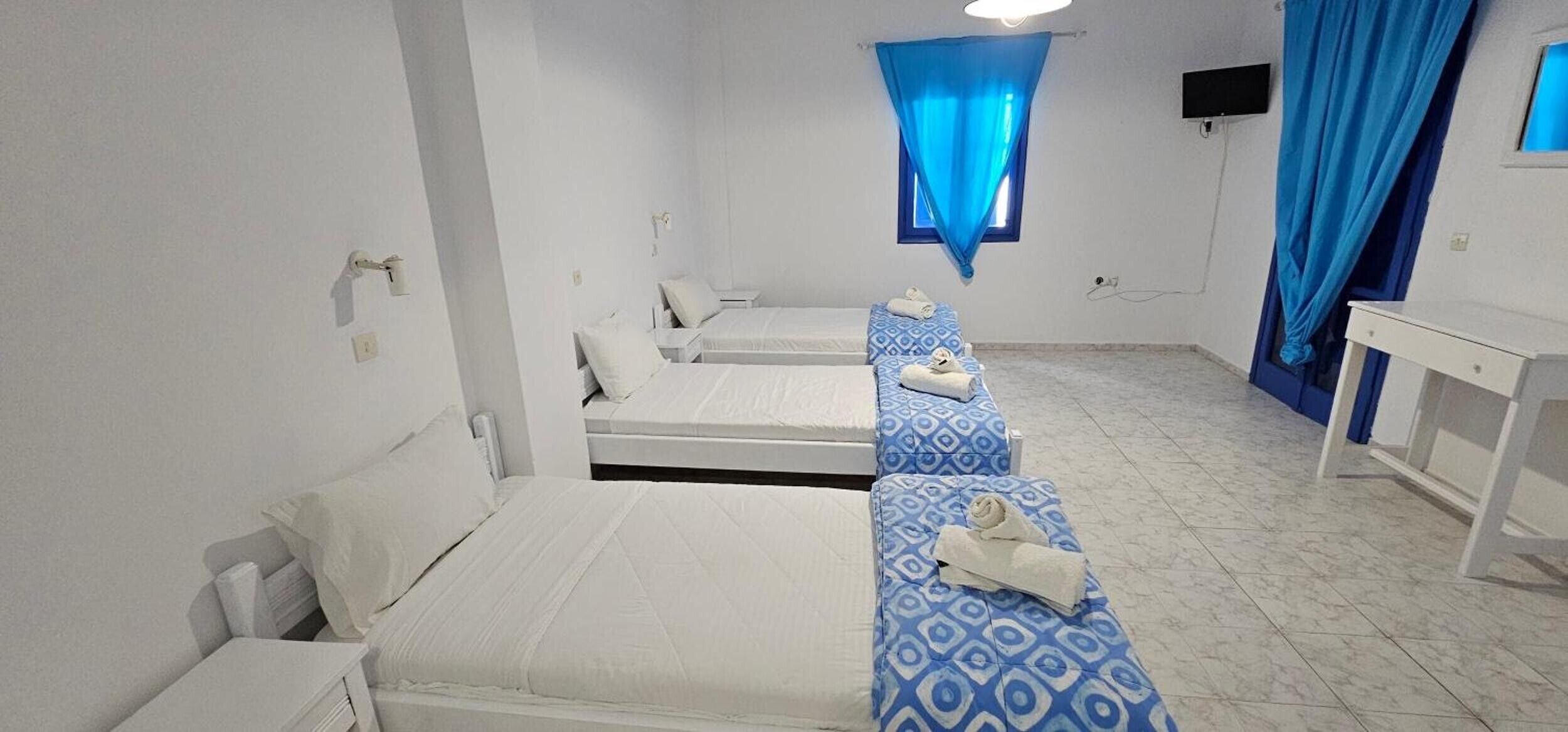 1 dormitorio y ropa de cama