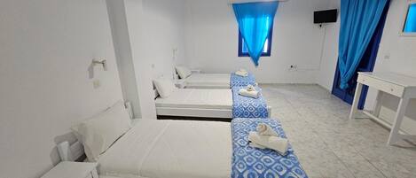 1 bedroom, bed sheets