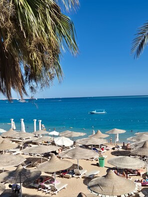 Room, 1 Bedroom, Smoking, Balcony | Pantai