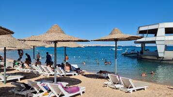 Room, 1 Bedroom, Smoking, Balcony | Beach