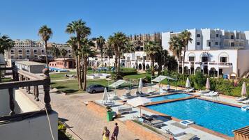 Room, 1 Bedroom, Smoking, Balcony | Pool | Outdoor pool