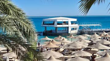 Room, 1 Bedroom, Smoking, Balcony | Beach