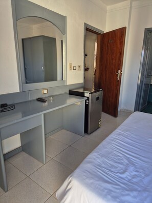 Room, 1 Bedroom, Smoking, Balcony