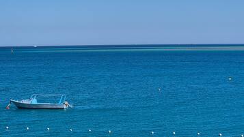 Room, 1 Bedroom, Smoking, Balcony | Beach