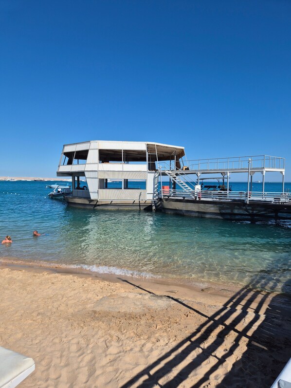 Room, 1 Bedroom, Smoking, Balcony | Beach