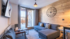 Unclassified image, 2 of 3, button - Apartment for 2 Adults and 2 Children of 45m2 (Huez)