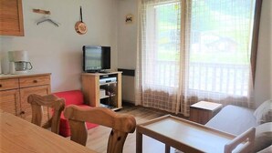 Unclassified image, 3 of 3, button - 2-room Apartment of 26m2, at the Foot of the Slopes, Rated 2 Stars for 5 People (Beaufort)