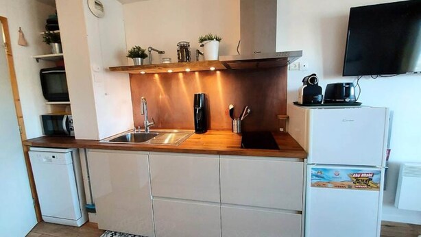Private kitchen - Apartment in Les Coches Near Mont Blanc (La Plagne-Tarentaise)