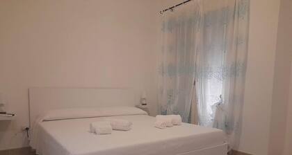 Room 'L'Angolo- Camera 1' with Shared Terrace, Wi-Fi and Air Conditioning