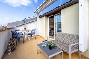 Unclassified image, 5 of 29, button - Room 'L'Angolo- Camera 1' with Shared Terrace, Wi-Fi and Air Conditioning (Porto Torres)