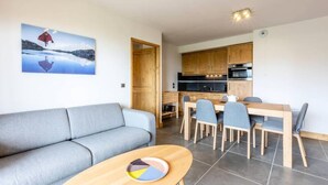 Living area - Fairy Barn E14 BAT B (Les Avanchers-Valmorel)