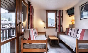 Living area - Pierrafort 35 (Les Avanchers-Valmorel)