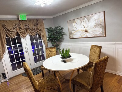 Spacious 4-bedroom house in lovely Monroeville with AC. The area is very safefe