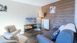 Living area - 3-room Apartment 4a+2e (Huez)