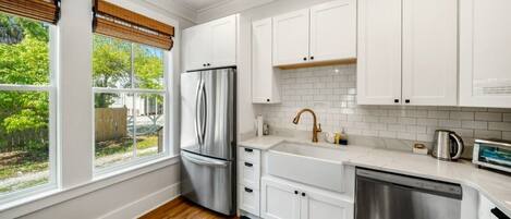 Fridge, microwave, dishwasher, coffee/tea maker