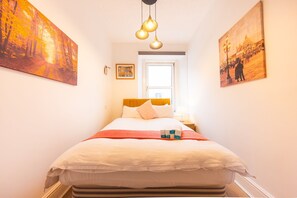 2 bedrooms, Internet, bed sheets