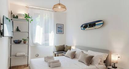 Batèl House 1 - By Breva Collections