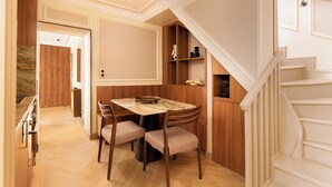 Apartment | Esszimmer