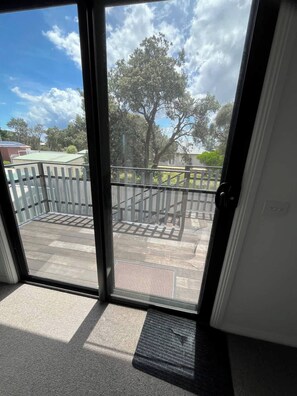 House, 4 Bedrooms, Smoking, Balcony | Interior