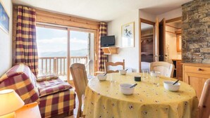 Unclassified image, 3 of 3, button - Apartment in Chantel Near Ski Slopes (Bourg-Saint-Maurice)