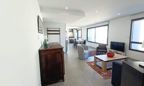 Interior - Apartments for 6 People (Albiez-Montrond)