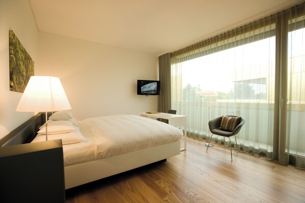 Double Room, Balcony | In-room safe, desk, laptop workspace, blackout drapes - Hotel am See (Hard)