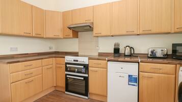 Dishwasher, cookware/dishes/utensils