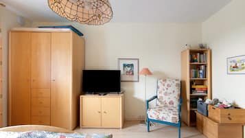 2 sovrum, strykjÀrn/strykbrÀda, wi-fi och sÀngklÀder
