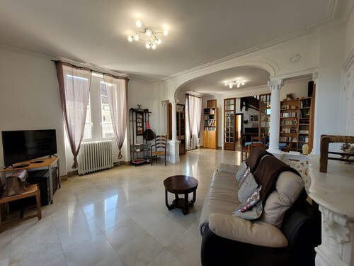 Dentelles Guest Room