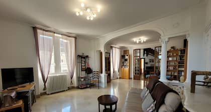 Dentelles Guest Room