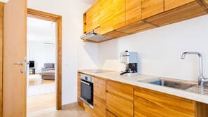 Réfrigérateur, cafetière/bouilloire