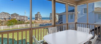 Drum: Dog-Friendly Buxton Beach Retreat