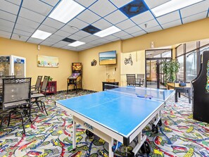 غرفة الألعاب