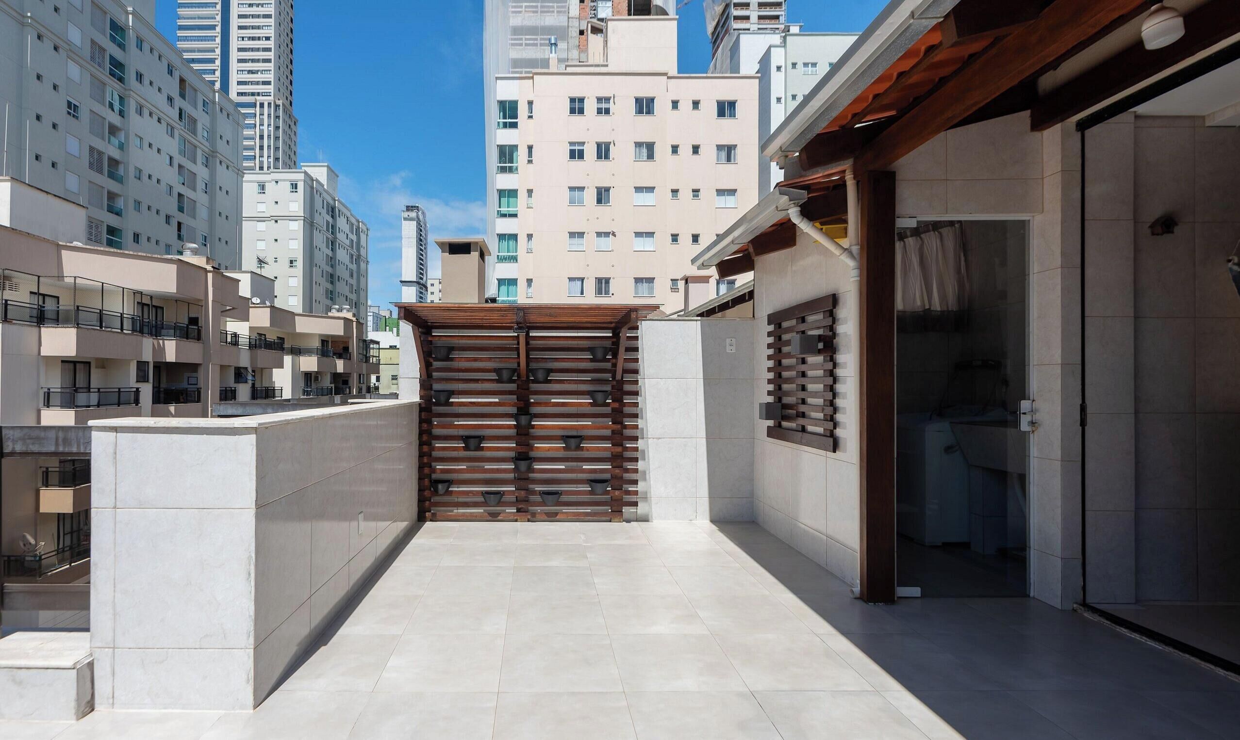 Basic Apartment | Property grounds