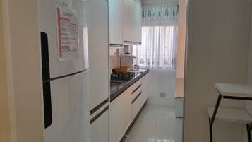 Basic Apartment | Private kitchen