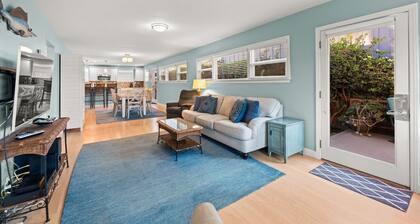 25% Off Oct 16-18 Great Reviews Walk 2 Beach/Shops