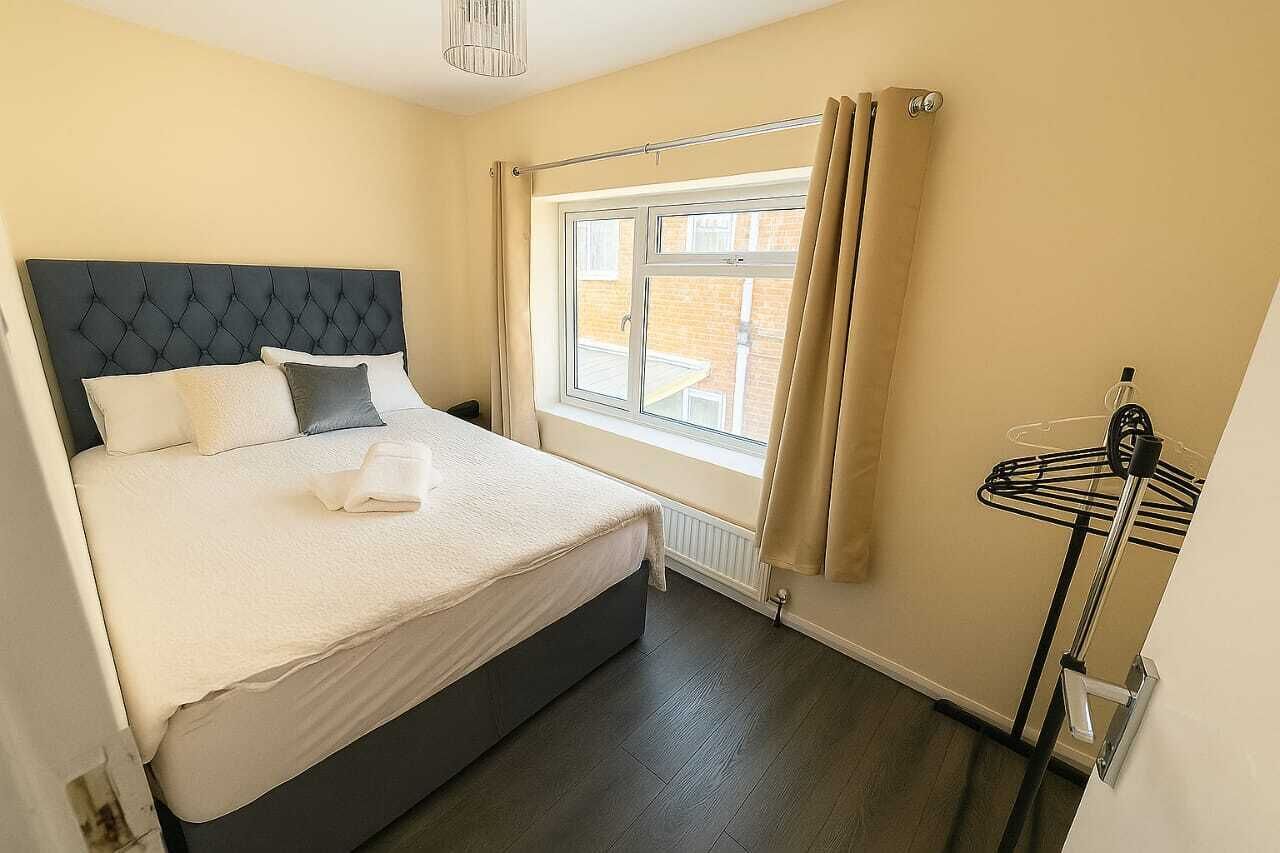 4 間睡房、上網、床單