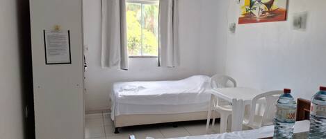 1 bedroom, WiFi, bed sheets