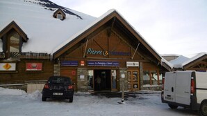 Exterior - Holiday Home in Val Thorens Ski-in/ski-out (Les Belleville)