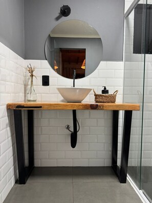 Lumira House - Térreo - Bombinhas/SC | Bathroom - Lumira House - Bombinhas - SC (Bombinhas)