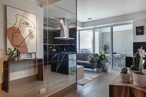 Interior - ®{LUX~City~Skyline} @DowntownSD PrivéJaccuzi+Gym (Santo Domingo)