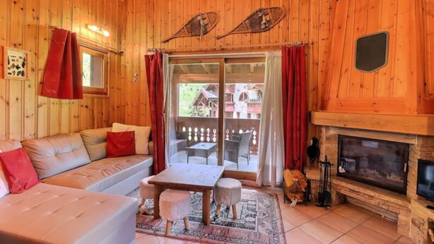 Fireplace - Beautiful Family Apartment Near Lake Tueda (Les Allues)