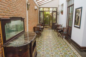 تناول الطعام