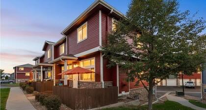 2-bedroom townhome in charming Brighton near Airport